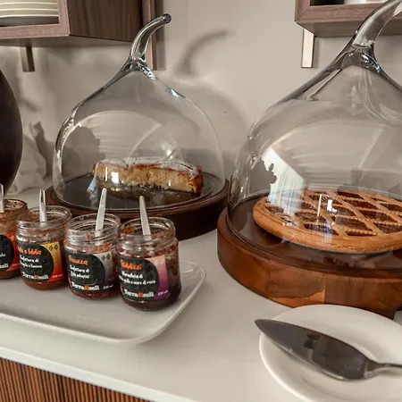 农家乐 Manfredomus