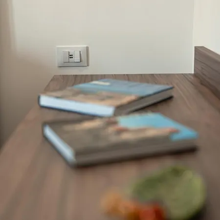 农家乐 Manfredomus *