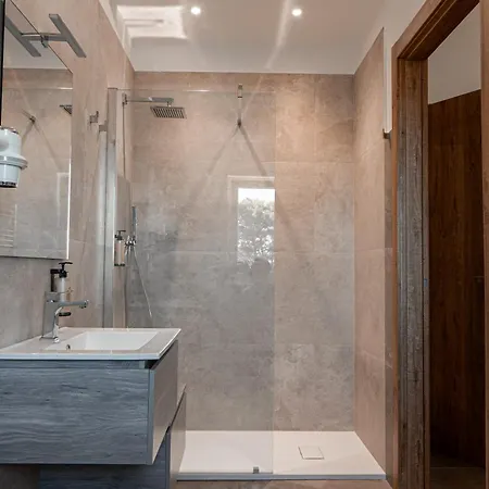 Manfredomus 农家乐 Mussomeli