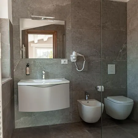 农家乐 Manfredomus *