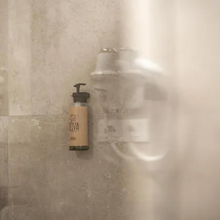 农家乐 Manfredomus